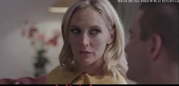  Mona Wales Gets Turned On By Her Stepson